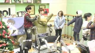 131219 Sukira - Phototaking with Guests