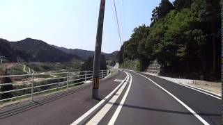 伊良原ダム手前の道路