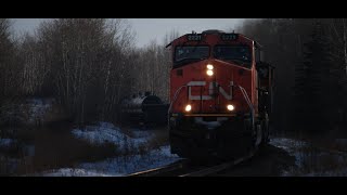 CNR Train Spotting HD: CN 2221 West, Train M313 Near Lindbrook AB. 2021-1-30