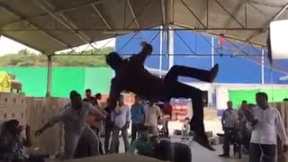 Mahesh Babu Srimanthudu Action Scene