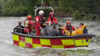 RBFRS River Rescue at Mapledurham Lock