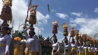 Bali culture - mepeed. - during Temple ceremony