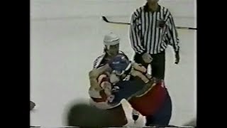 Brendan Shanahan vs Martin Lapointe