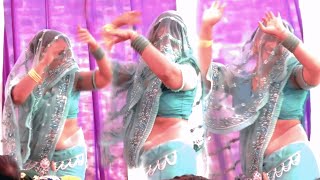 मिरहची एटा में भाभी ने किया कमरतोड़ डांस √√ Punam Sastri ji