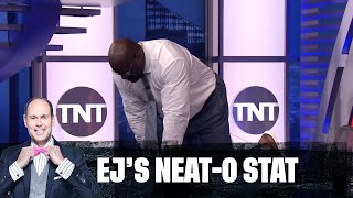 Shaq Takes A Dive During Gone Fishin' | EJ's Neat-O Stat