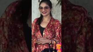 Madhoo Shah I Madhoo Shah Roja Fame Hot dress #madhoo #madhooshah  #mpbmridu #shorts