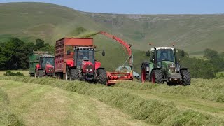 Fell Silage with Drag Chopper - and Renault on the Rake!