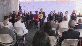 'The consequences will be devastating:' Pritzker, local Democrats speak out about proposed Medicaid