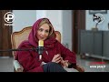 المیرا دهقانی سیگار رو که از پاکت درآوردم، یکهو یادم افتاد پدرم داره نگاهم می کنه