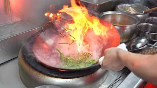 賣相一流【豉椒炒粉腸】炸蚵仔餅⋯非常鬆脆好味 送酒啱曬！ Fried intestinal with black bean pepper/ Fried oyster cakes⋯delicious!