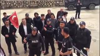 Polis Haftası'nı Kutlayan Şırnaklı Öğrenciler.