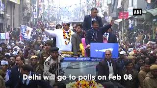 Delhi polls: CM Kejriwal holds a roadshow in Gandhinagar area