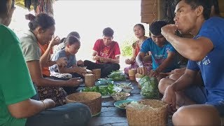 กินข้าวเที่ยงอยู่เถียงนา กับบรรยากาศ 3 ฤดู งึดหลาย | ບັນຍາກາດບ້ານນາເຮົາ ກິນເຂົ້ານຳກັນເດີ