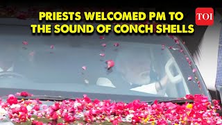 With sounds of ‘Shanks’, Varanasi welcomes PM Modi in its special style