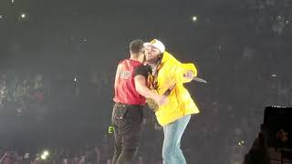 Drake brings out Chris Brown on stage in LA (HQ )