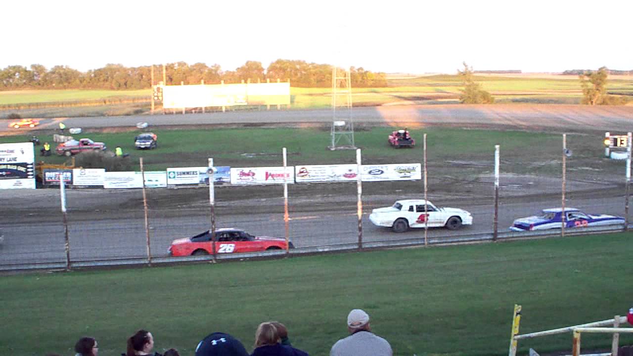 100 0717 2015-09-07 Devils Lake Speedway Pure Stock Feature - YouTube