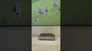 Samsung Premiere 8K, 150-inch short throw projector has wireless connectivity for a clean setup 🎥