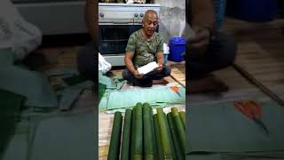 cara mengisi daun pisang didalam buluh