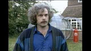Hilarious 1980's CNN Segment about a UK pumpkin grower