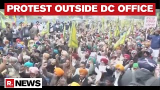 Punjab: Farmers' Protest Outside DC Office In Ludhiana