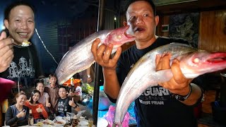 ปลานางทอดกระเทียม ต้มไก่สูตรหลวงพระบางกินข้าวบ้านแม่คำปลิว