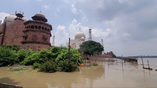 India: Rising floodwaters reach iconic Taj Mahal walls