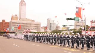 2013.10.10建國102年雙十國慶中華民國國歌{三軍樂儀隊+示範樂隊感人版}