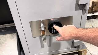 How to open a safe with the new Lagard  Electronic Safe Lock with display using time delay