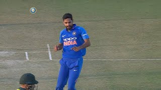 Bhuvi and Finch Love Story | Swing deliveries | Finch Wickets | Bhuvneshwar Kumar vs Aaron Finch