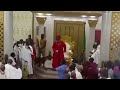 video oba of benin with the royal dance step. oba gha tor kpere isee.......