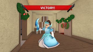 PLAYING MM2 AS THE SNOW QUEEN (Murder Mystery 2)