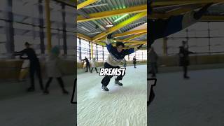 WIE MAN BEIM EISLAUFEN BREMSEN lernt⛸️🏒 Mit wem würdet ihr es probieren? #challenge #eislaufen