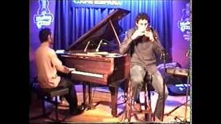 OCARINA, PIANO JAZZ: Composición e improvisación con piano y ocarina. Café España 2009 con ocarina