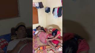 Wife K. Saath prank Ka lia ￼ #comedy #husbandwifecomdey #comedymovies #funny #funnycomedy #love