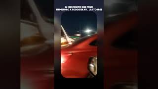 Lamentable |  Joven en go-kart  genera polémica. Sin luces ni medidas de seguridad