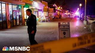 Authorities hunt for suspect in Hollywood, Florida mass shooting