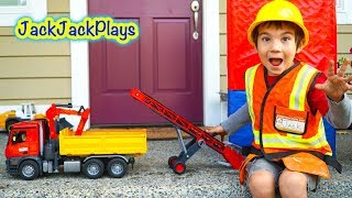 Unboxing Surprise Toy Trucks! | Conveyor Belt, Dump Trucks, Digging Pretend Play | JackJackPlays
