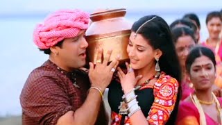 Bhabi Kangan Khankati, Jis Desh Mein Ganga Rehta Hai Movie Song Full Video