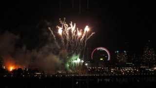 横浜 「カウントダウン花火 2014」　(大さん橋)