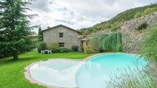 Serene Cottage in Cambrils near Port del Comte, Igualada, Spain