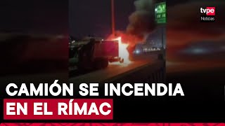 Camión recolector de basura se incendia en la Vía de Evitamiento y genera caos vehicular en el Rímac