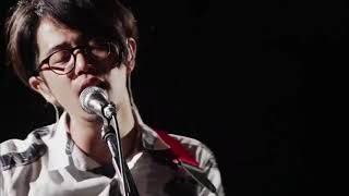 ASIAN KUNG-FU GENERATION - 구르는 바위, 너에게 아침이 내린다 / Rockn' Roll, Morning Light Falls on You (LIVE)