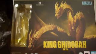 豪宅玩具~1480~(讓人失望的商品)BANDAI萬代S.H.MonsterArts 2019Godzilla哥吉拉怪獸之王 王者基多拉King Ghidorah