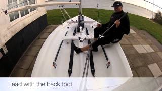 Gybe Centre Main - RYA Training - Learn to Sail - Dinghy Sailing Techniques