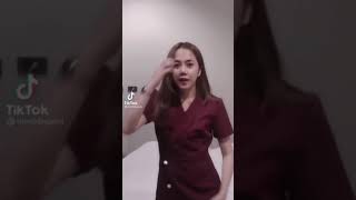 Michelle Buka Baju