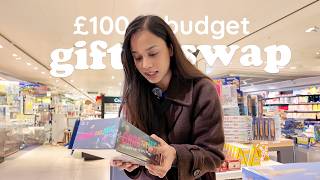 £100 budget gift swap challenge in London *prices, shopping and opening gifts*