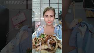 ข้าวยำไก่แซ่บ 45 บาทอยู่ตรงปากซอยลาดพร้าว35ร้านที่3ติดกับร้านข้าวมันไก่