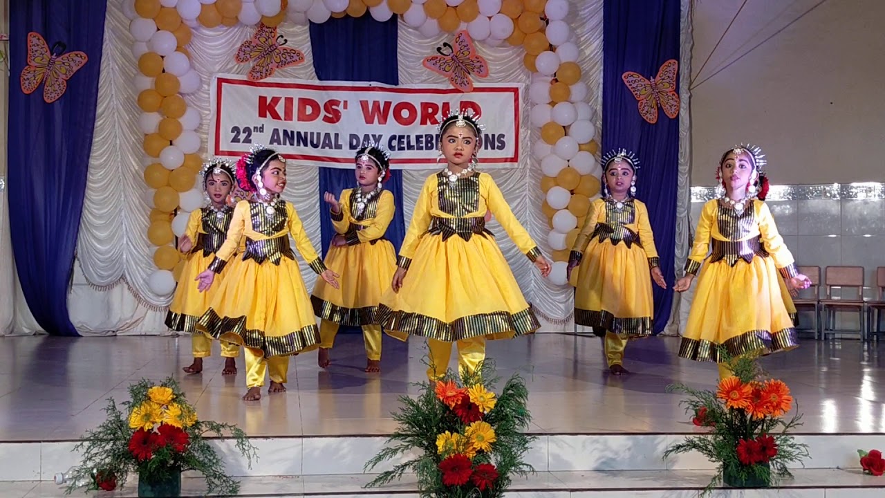 Folk Dance Lkg - YouTube