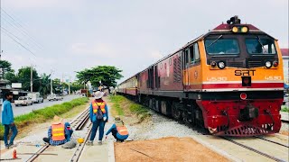 ขบวนสินค้า985 กับจุดตัดรถไฟแห่งใหม่ ย่านสถานีบ้านโป่ง ด้านใต้ เมื่อจุดใหม่เสร็จ จุดเก่าจะถูกปิดตาย!!