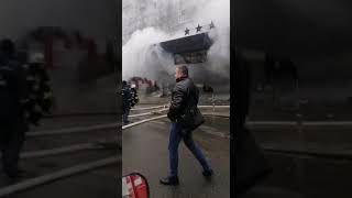 У Києві горить готель "Експрес"